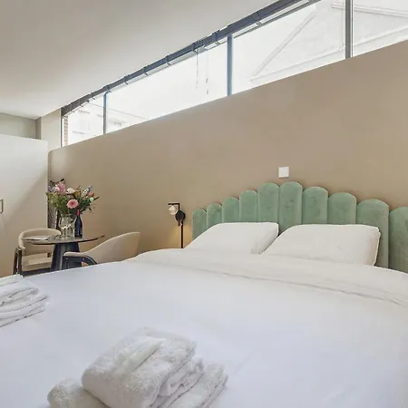 Bens The Walton דירה *