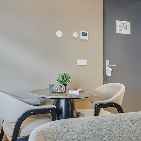 דירה Bens The Walton *